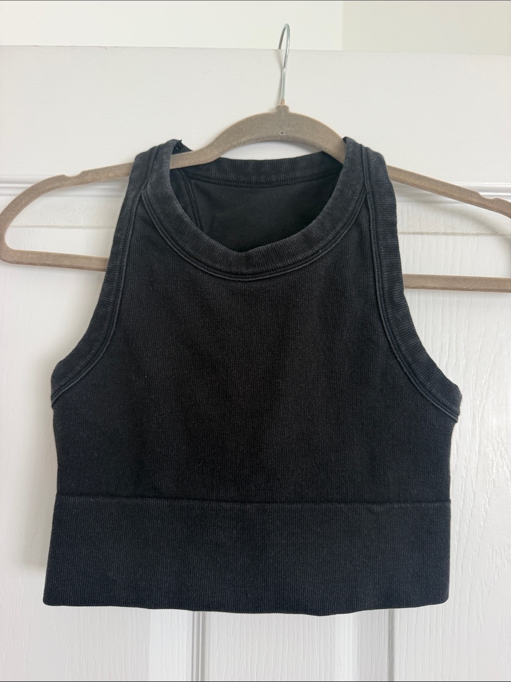 ALO Yoga Black Ribbed Crop Tank